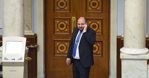 АДВОКАТИ РОЗЕНБЛАТА ПРОСЯТЬ ЗАКРИТИ КРИМІНАЛЬНЕ ПРОВАДЖЕННЯ ПРОТИ НЬОГО У “БУРШТИНОВІЙ СПРАВІ”