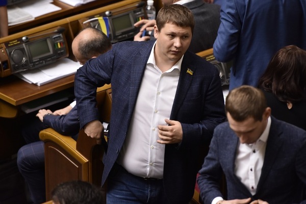 Відомий правозахисник вимагає порушити кримінальну справу проти нардепа від “Слуги народу” Медяника
