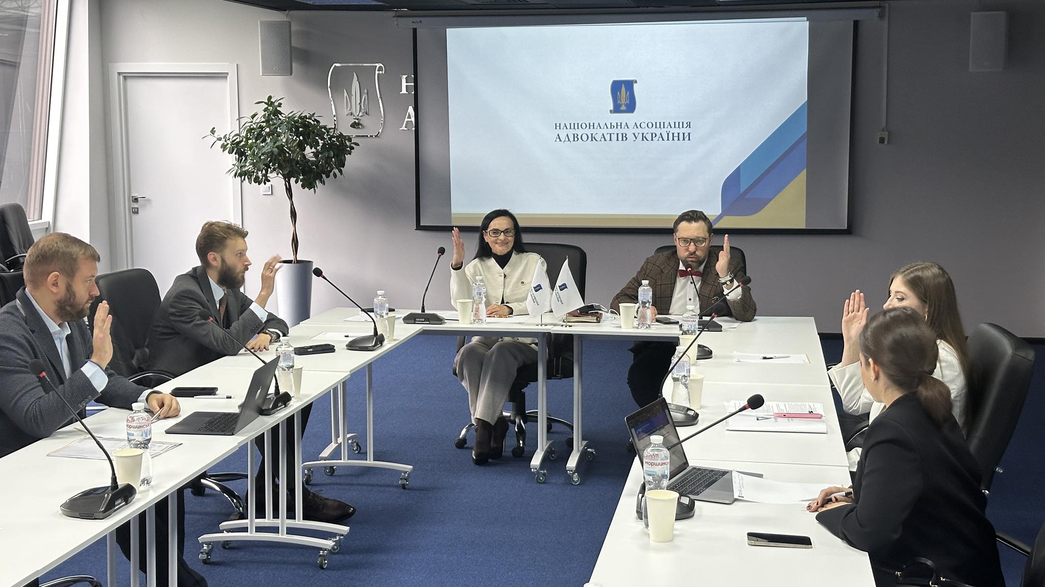 Лобісти вимагають від Міністра Федорова появи в «Дії» посвідчень та даних Реєстру прозорості
